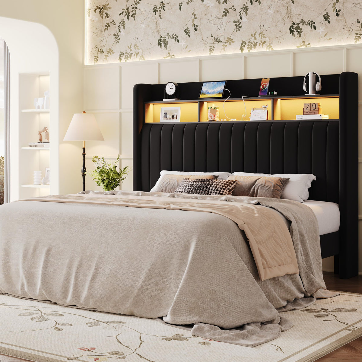Full Size Velvet Upholstered Platform Bed Frame with Storage Shelf I7326